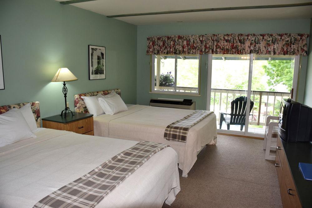 On The Hill Hotel