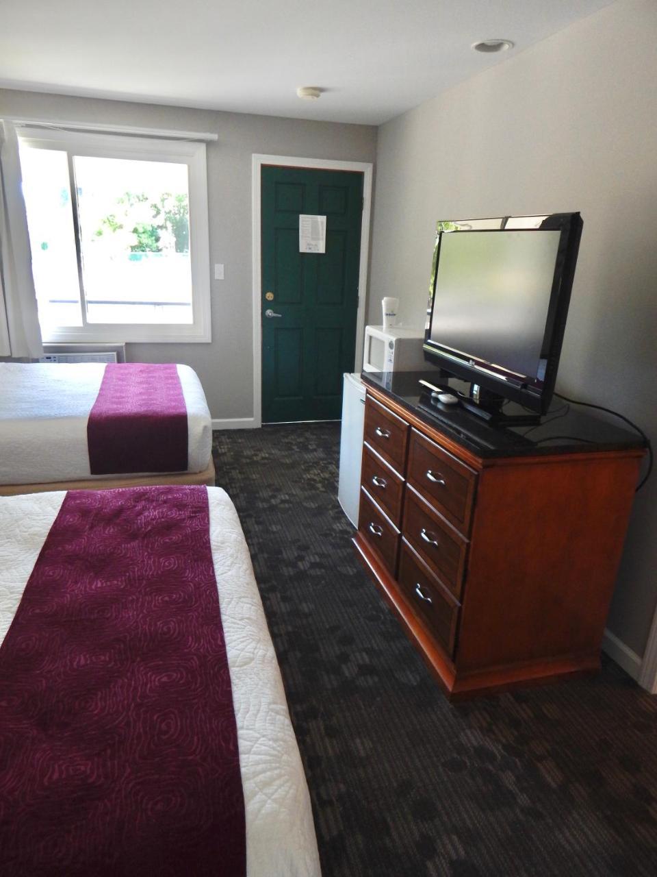 On The Hill Hotel 3*